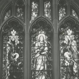 Window-Foyer, James Chapel