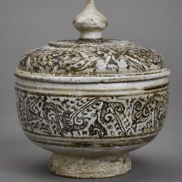 Dragon-designed Bowl with Lid