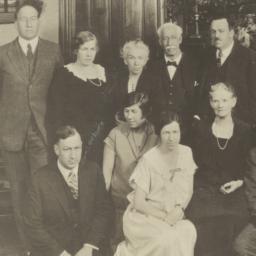 Hyde Family Portrait, Golde...