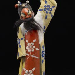Male Peking Opera Figurine ...